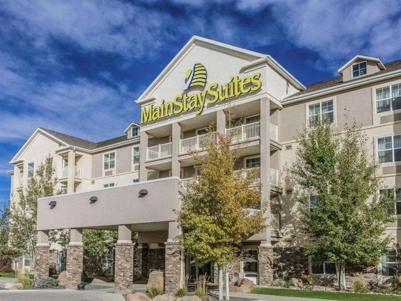 Mainstay Suites Каспър Екстериор снимка