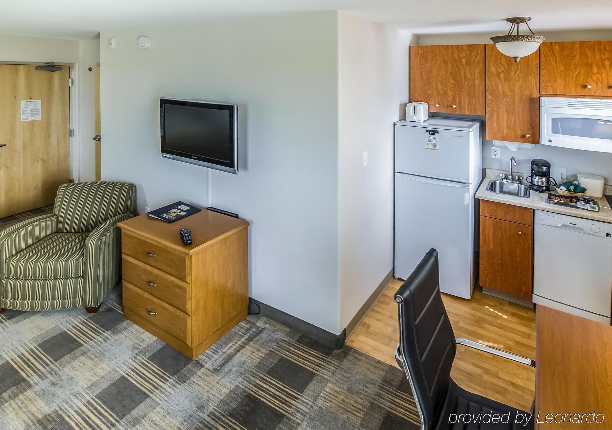 Mainstay Suites Каспър Екстериор снимка