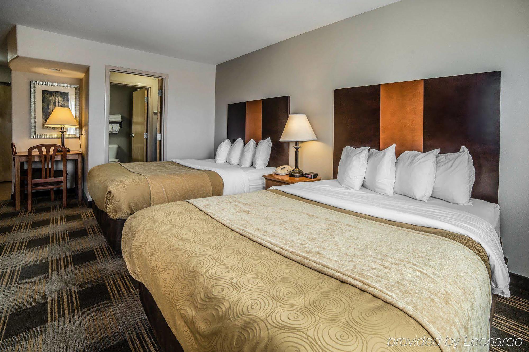 Mainstay Suites Каспър Екстериор снимка